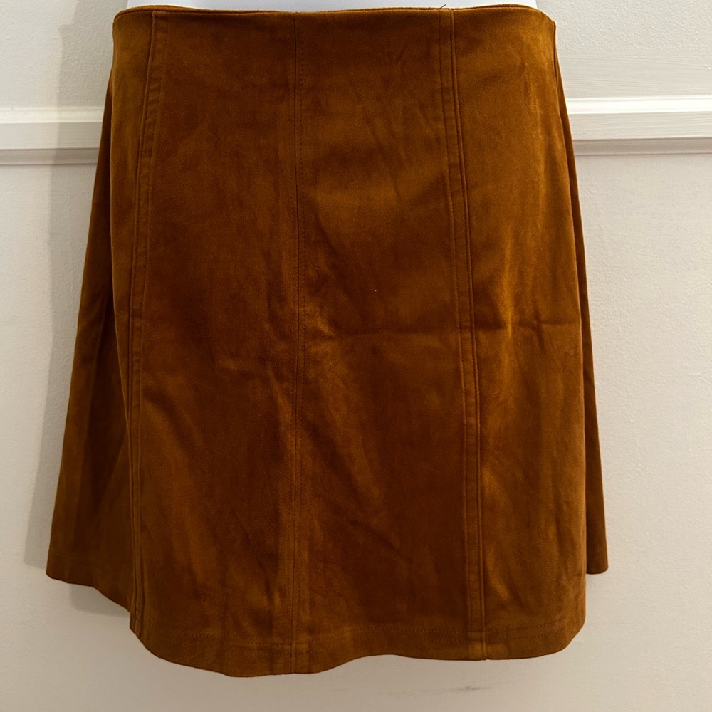 Mini skirt - Picture 2 of 4